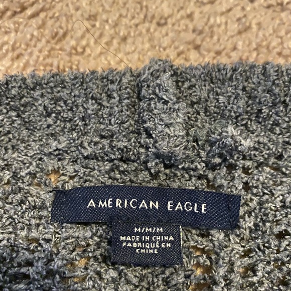 American Eagle Slightly Cropped Sweater - Picture 3 of 3